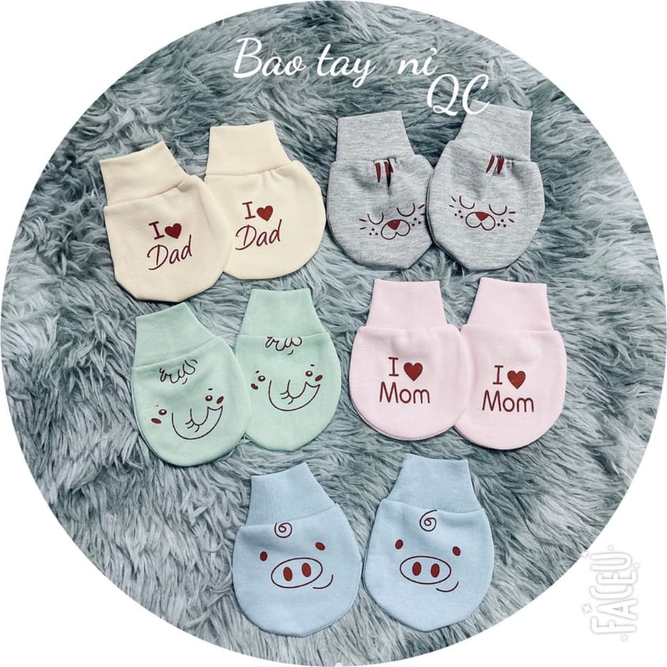 Set 2 đôi bao tay- bao chân sơ sinh chất peptit họa tiết đáng yêu.