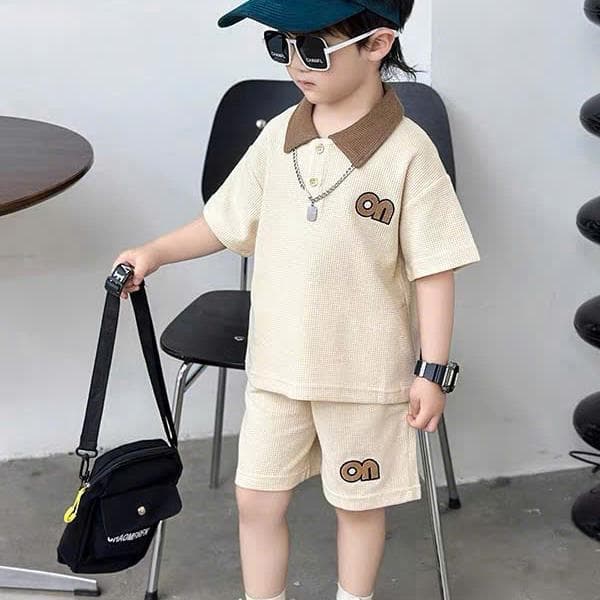 Bộ cộc tay cổ bẻ thêu chữ co giãn 4 chiều cho bé trai từ 8-18kg DV018 - ảnh 5