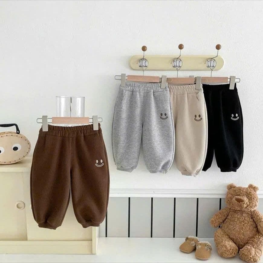 Quần nỉ mặt cười cho bé trai bé gái từ 8-18kg ấm áp dày dặn DV005 - ảnh 6