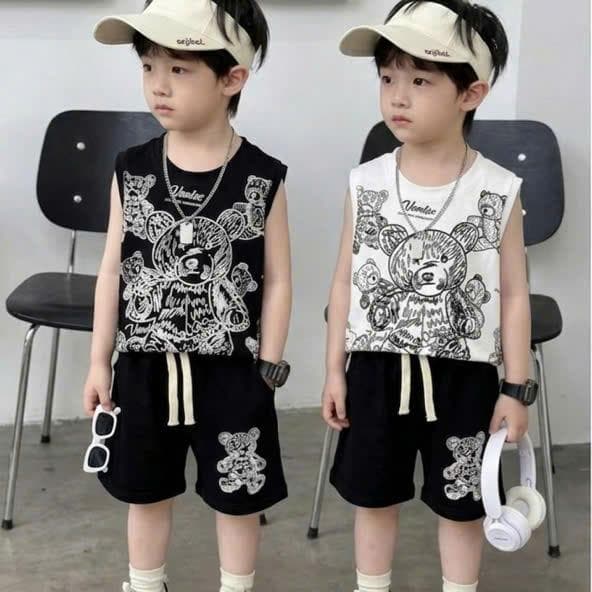 Bộ đồ ba lỗ mùa hè cho bé trai 10-30kg in hình gấu chất cotton tàu co giãn 4 chiều màu trắng đen DV012